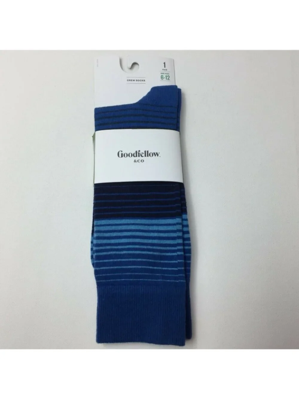 Goodfellow & Co Unisex Adult Blue Striped Crew Socks One Pair Shoe Sizes 6 - 12